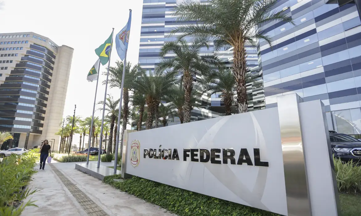 Bahia é alvo de operação da PF que investiga fraudes bilionárias em aposentadorias do INSS