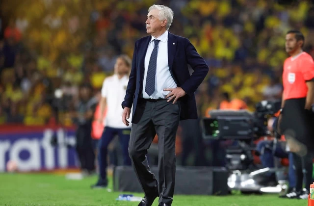 Brasil perde para o Japão pela primeira vez e vê fim da invencibilidade com Ancelotti