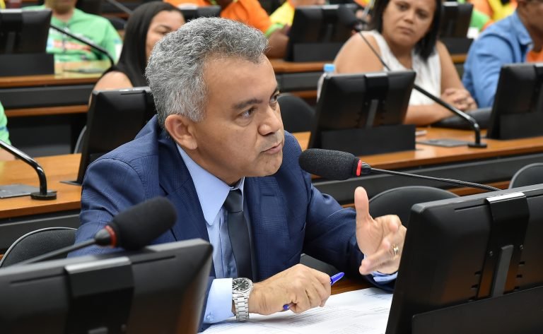 Discussão e votação de propostas legislativas. Dep. Cleber Verde (MDB - MA)