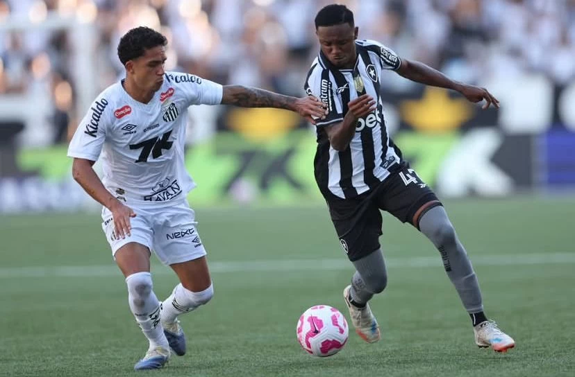 Empate entre Botafogo e Santos beneficia rivais