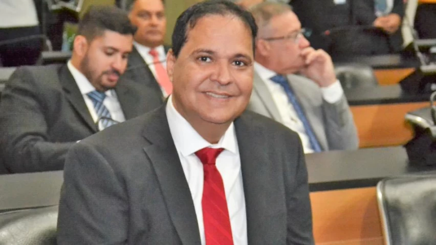 Justiça Federal condena prefeito de Bom Jesus da Lapa, Eures Ribeiro, por improbidade administrativa