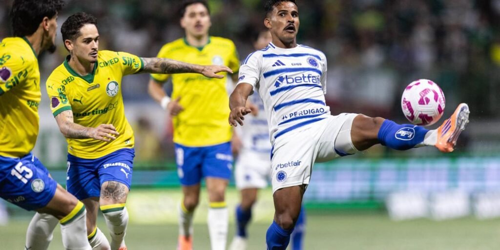 Líder Palmeiras empata e termina rodada um ponto à frente do Flamengo