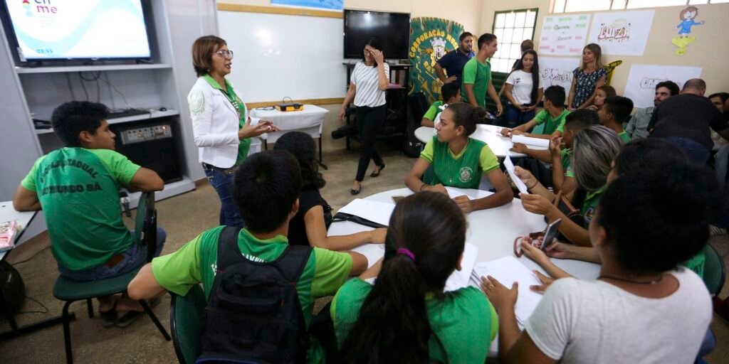 Liminar mantém presença de professores em salas de leitura de SP