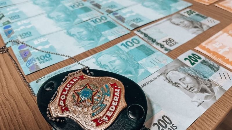 PF prende dupla que planejava repassar R$ 2 mil em notas falsas em lojas de Feira de Santana