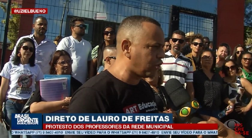 Protesto dos professores da rede municipal de Lauro de Freitas