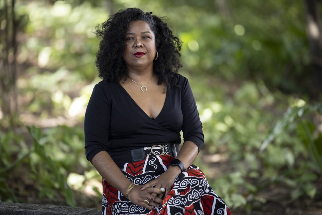 A prática clínica, enquanto houver racismo, será redução de danos, diz psicóloga Jeane Tavares