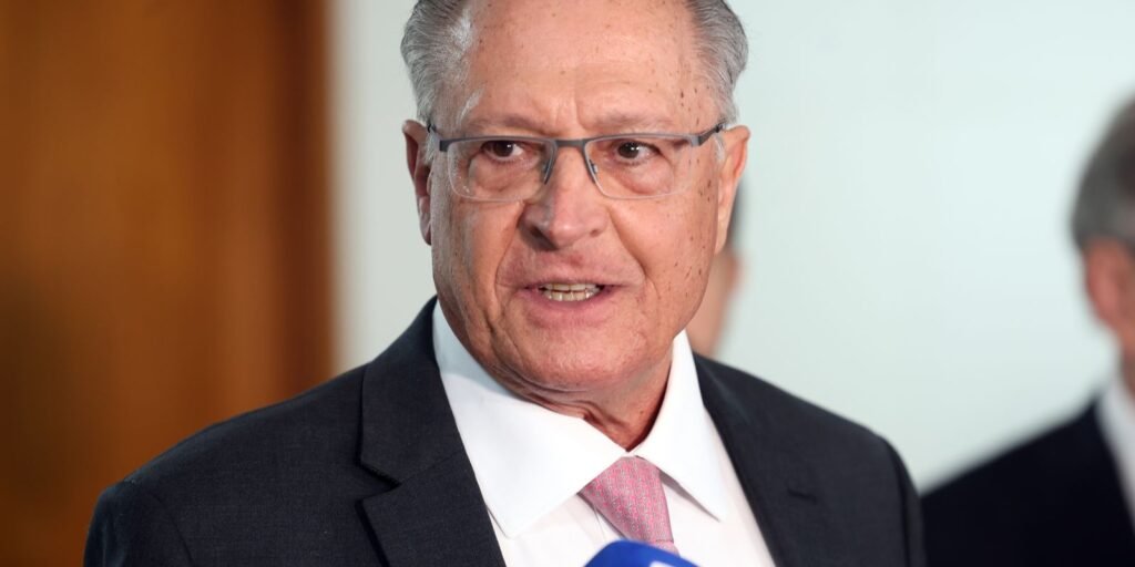 Alckmin: corte tarifário dos EUA é positivo, mas distorções persistem