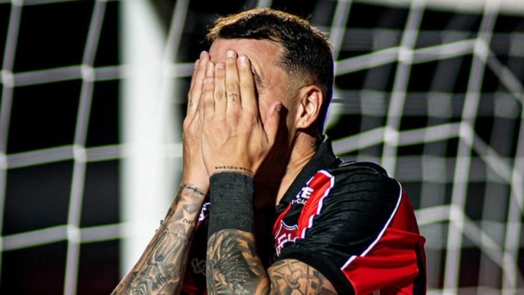 Após 'virada' do Santos, chances de rebaixamento do Vitória aumentam