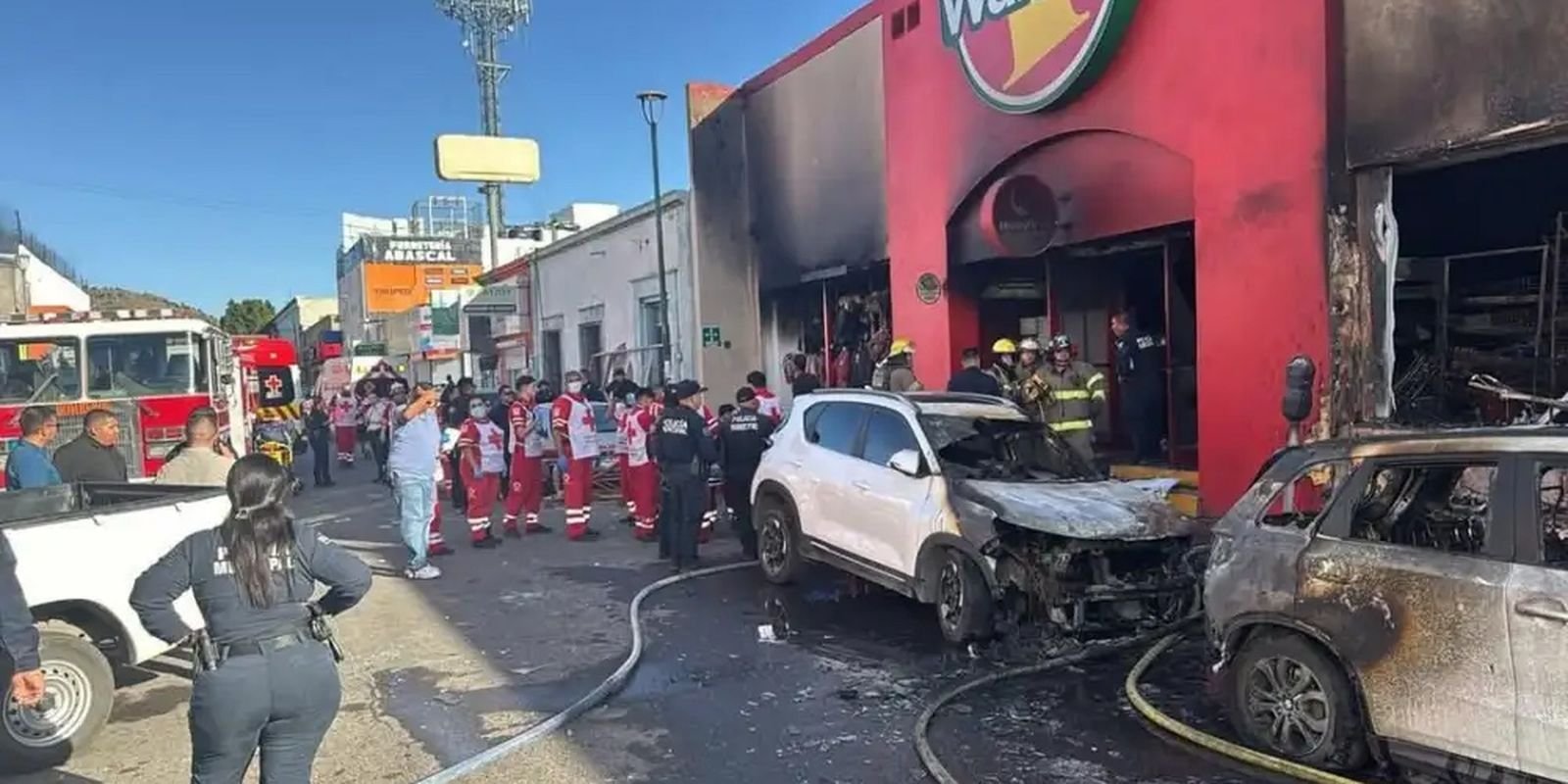 Explosão em supermercado no México mata ao menos 23 pessoas