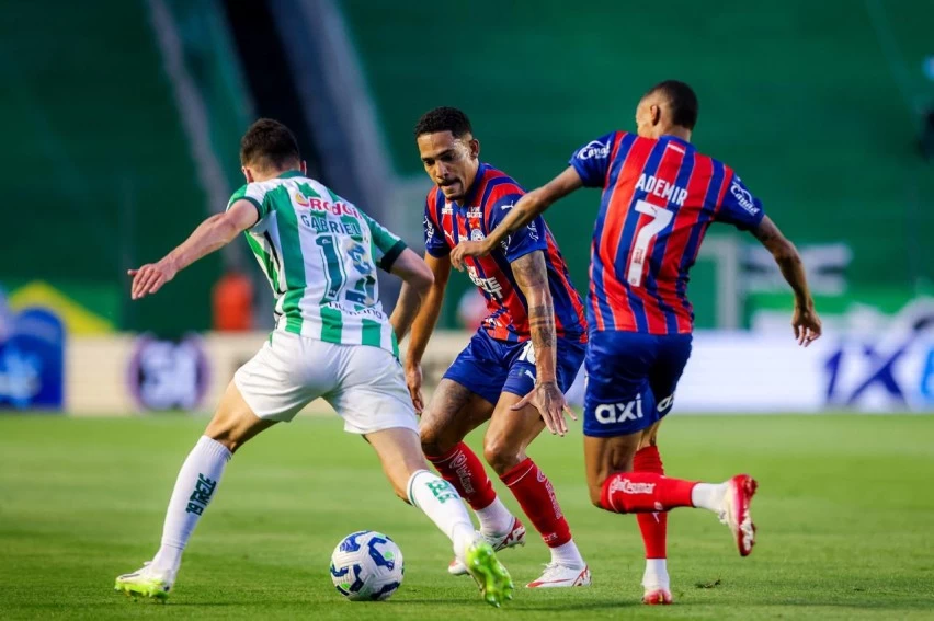 PATÉTICO! Em mais uma partida horrível fora de casa, Bahia empata com Juventude