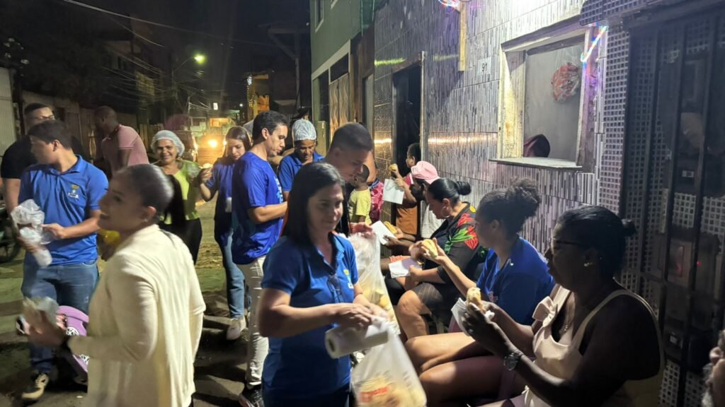 Prefeitura mantém ações constantes de suporte às famílias após as chuvas em Lauro de Freitas -
