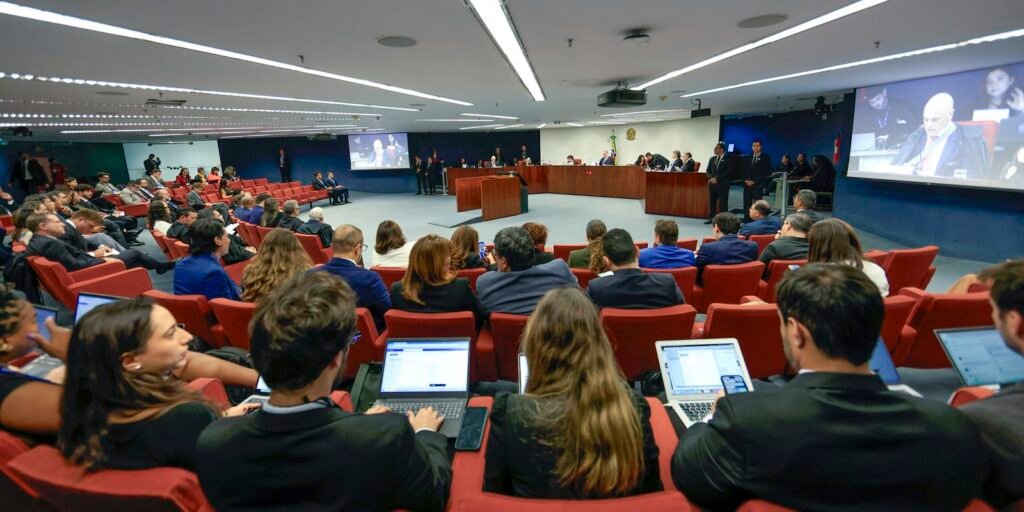 STF começa a julgar réus do Núcleo 3 da trama golpista