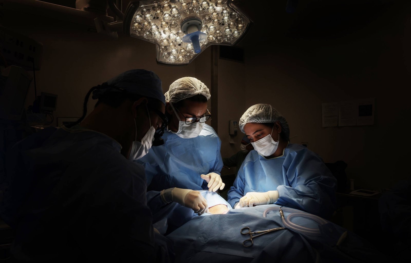 teste-feito-em-segundos,-que-pressiona-a-ponta-dedo,-melhora-tratamento-para-choque-septico