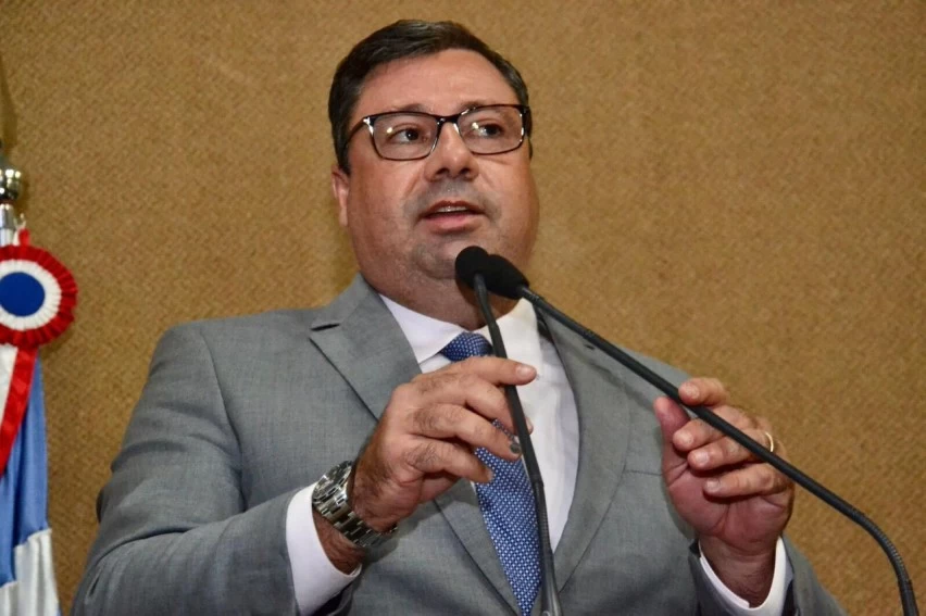 Penalva diz que Jerônimo não administra a Bahia e só faz viajar