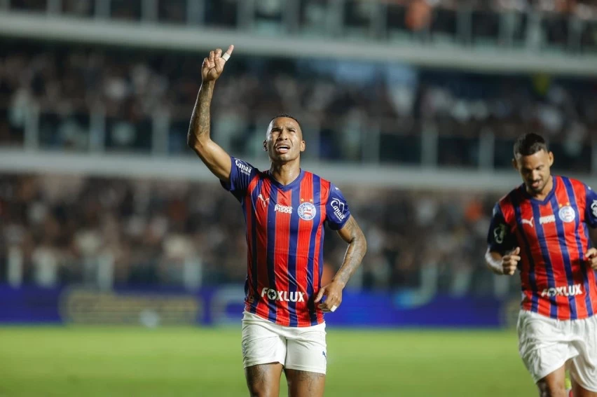 CORINTHIANS É FREGUÊS! Bahia estreia com triunfo de virada e fora de casa