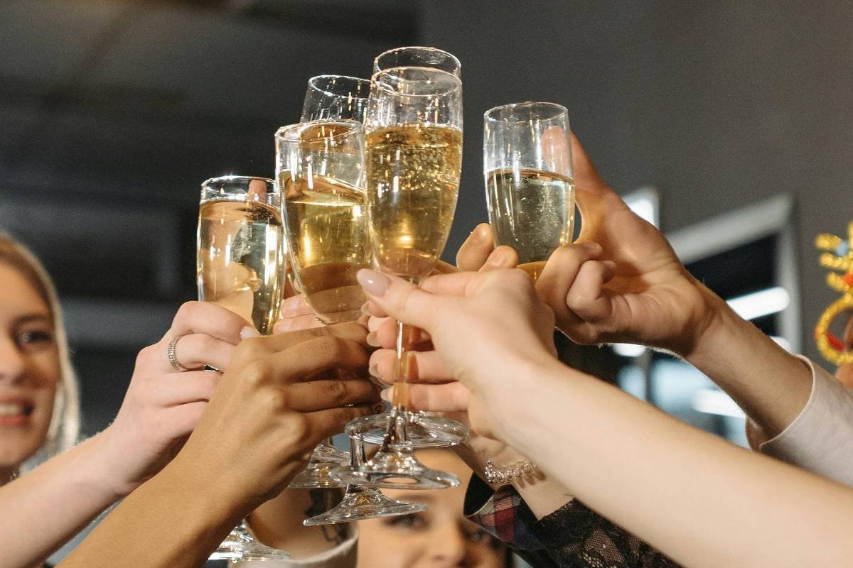 conheca-a-sindrome-do-coracao-festeiro,-ligada-ao-excesso-de-alcool