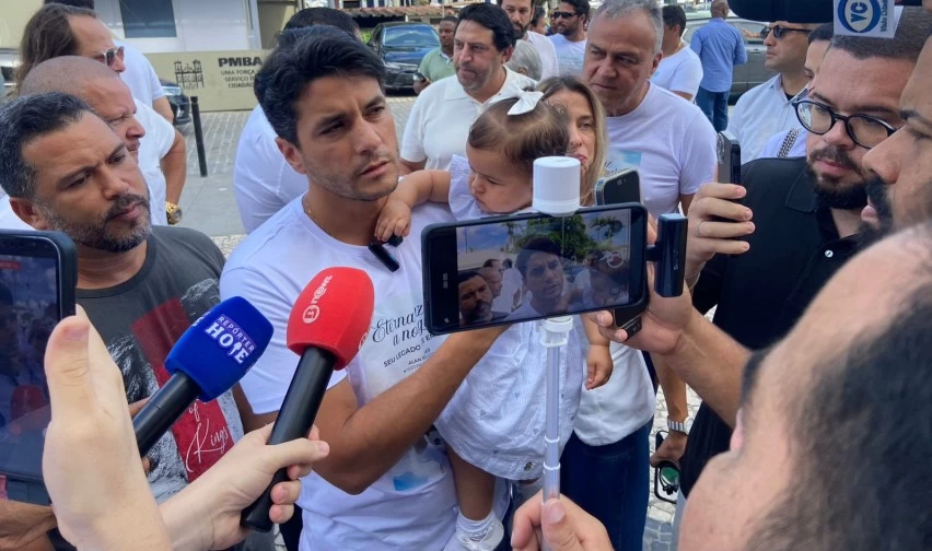 Duda Sanches promete manter legado de Alan Sanches durante Missa de 7º dia em Salvador