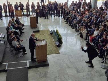 Em Brasília, Jerônimo Rodrigues participa de ato no Palácio do Planalto sobre os três anos do 8 de Janeiro | SECOM