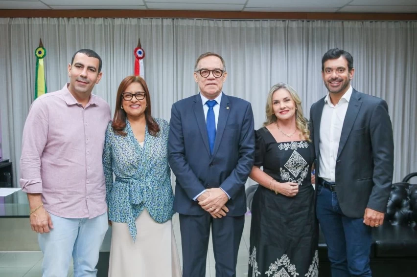 Luciano Ribeiro toma posse como deputado estadual na ALBA