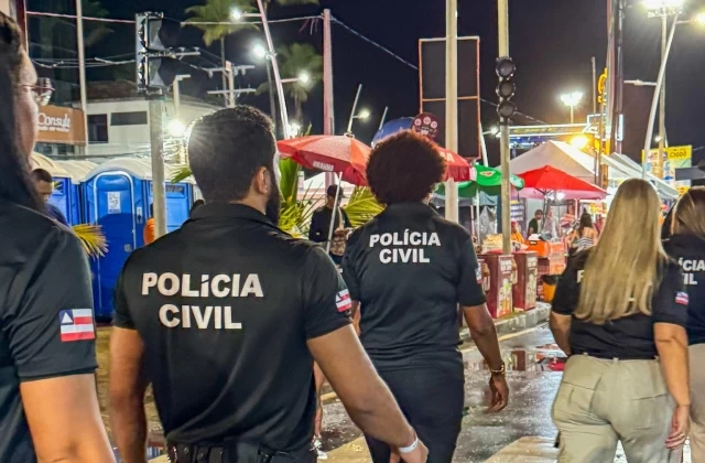 Polícia prende dupla que furtava celulares no pré-Carnaval de Juazeiro