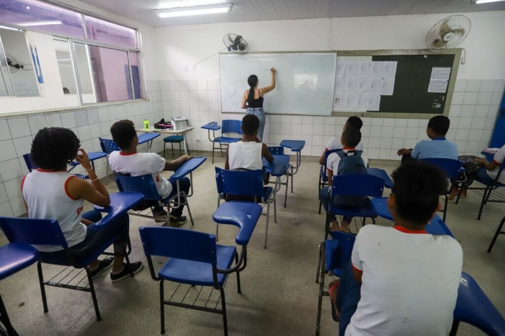 Prefeitura de Lauro de Freitas prorroga inscrições para o REDA 2026 -