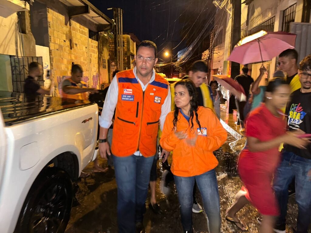 Prefeitura de Lauro de Freitas recebe repasse da União para ação de Defesa Civil -