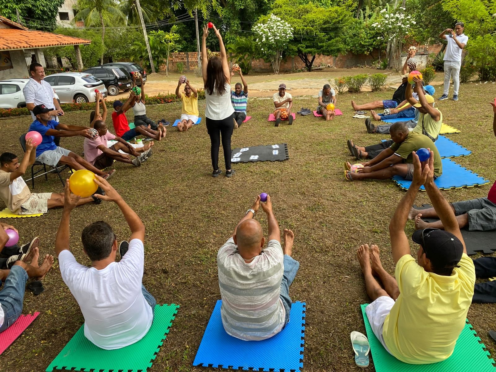 Prefeitura promove meditação terapêutica no CAPS AD em alusão ao Janeiro Branco