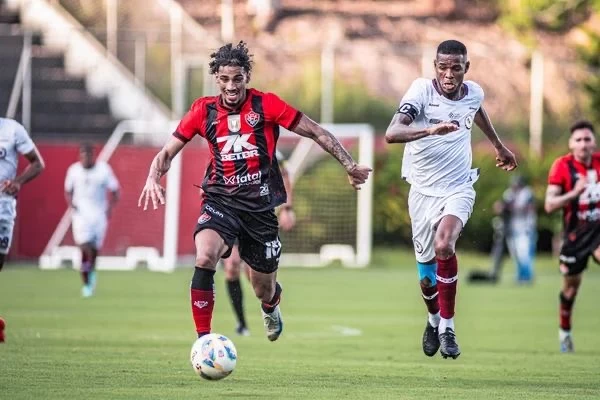 onde assistir e prováveis escalações