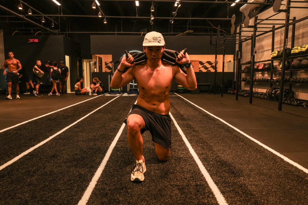 Hyrox ganha espaço no Brasil com corrida e treinos adaptados de crossfit