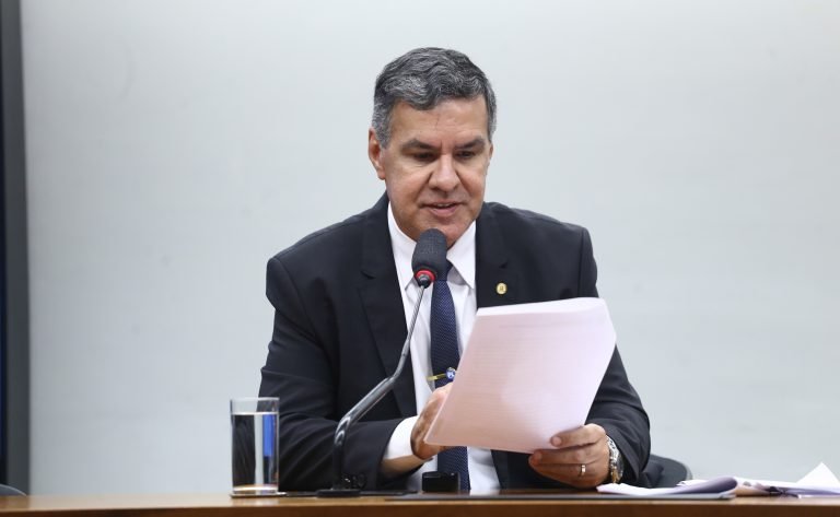 Votação da lei de diretrizes orçamentárias. Dep. Capitão Augusto (PL-SP)