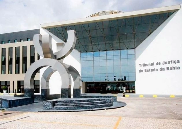 Tribunal abre 100 vagas para juiz substituto com salário de R$ 31,9 mil