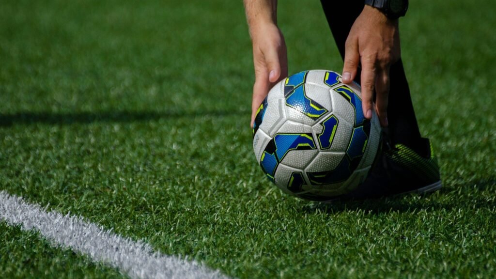 Ex-mulher de ex-jogador da Seleção é apontada como chefe de quadrilha das 'canetas emagrecedoras'