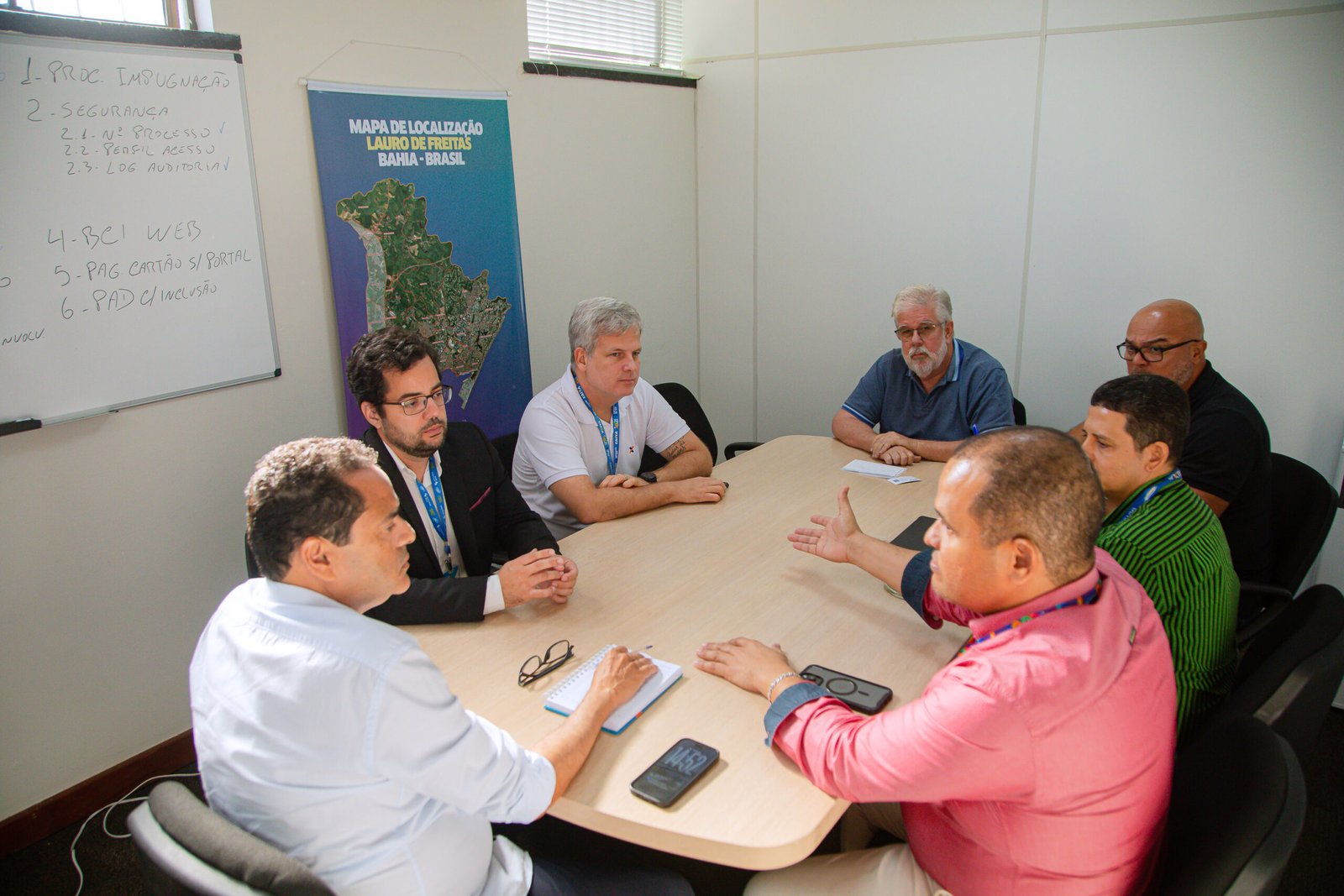 Prefeitura discute linhas de crédito para obras estruturantes com a Caixa Econômica Federal -
