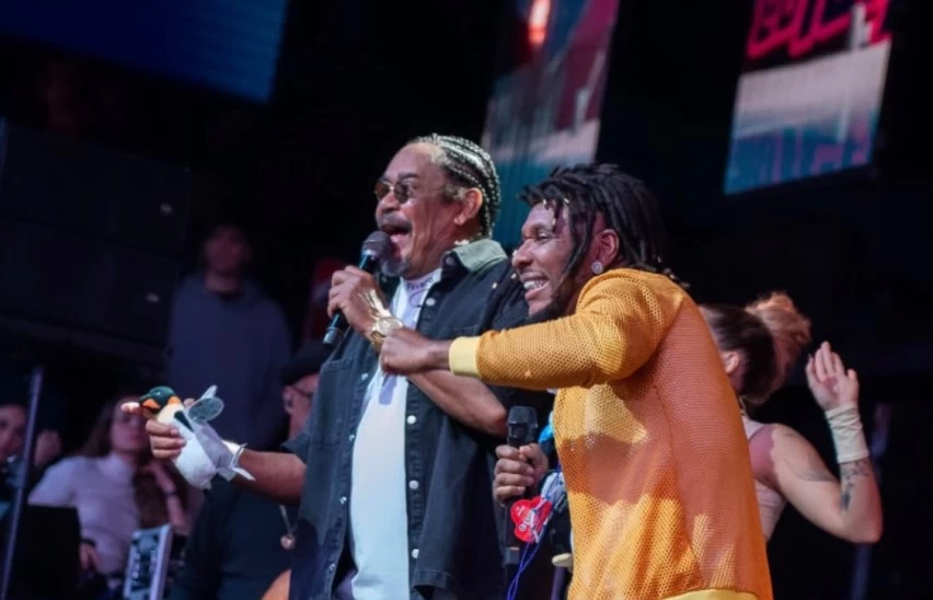 É o Tchan agita a Nossa Drilha e leva energia da música baiana para o São João de Caruaru