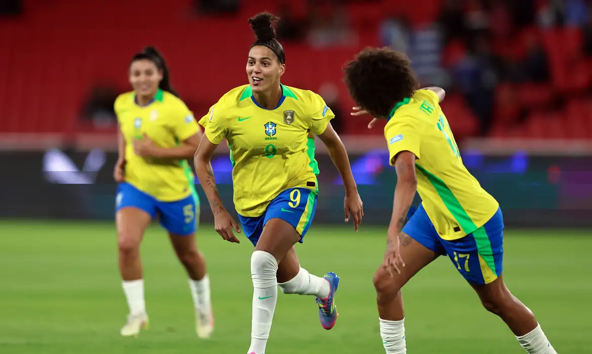 Governo isenta de ISS empresas ligadas à Copa do Mundo Feminina