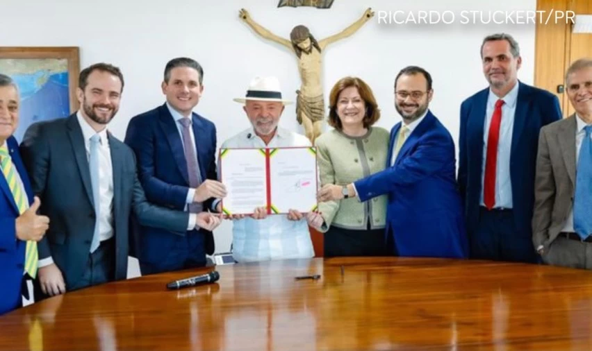 Lula envia projeto para ampliar faturamento e autorizar dois empregados em MEI's