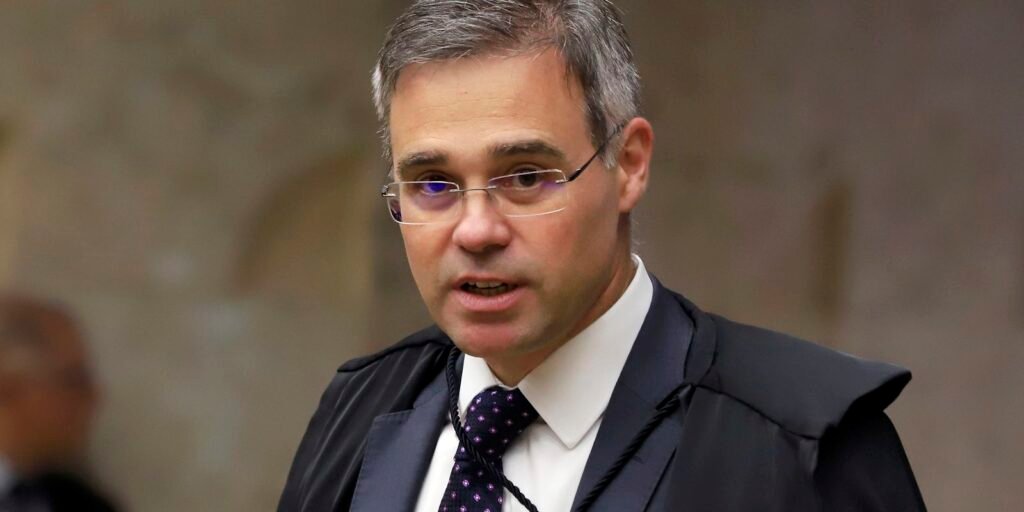 Mendonça vai relatar pedido sobre dinheiro de Vorcaro em Dark Horse