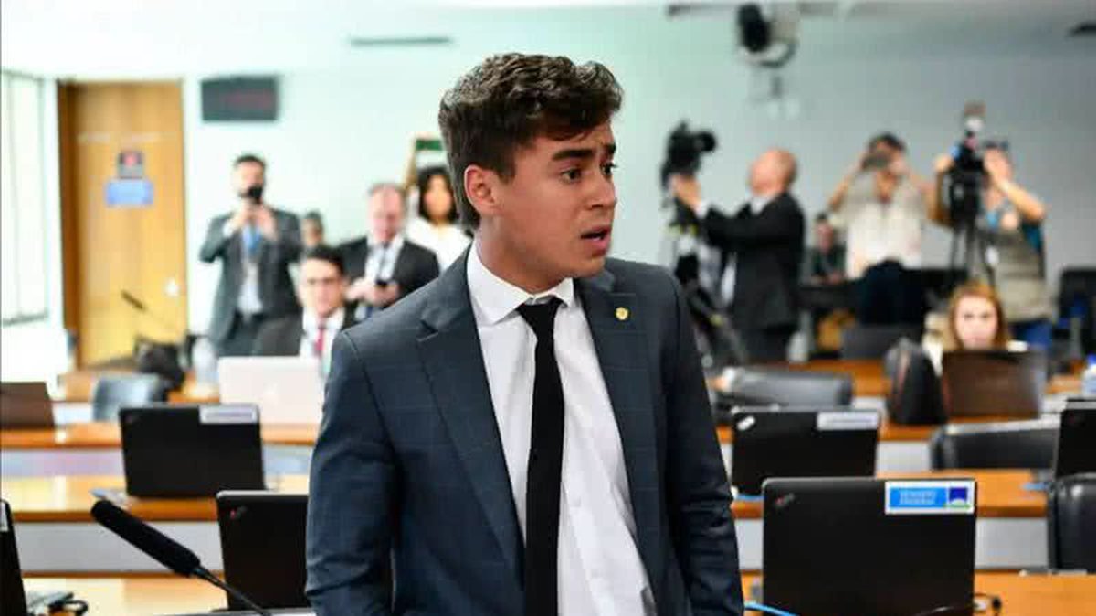 Nikolas Ferreira alfineta Lula após operação da PF: "Eterno escândalo"