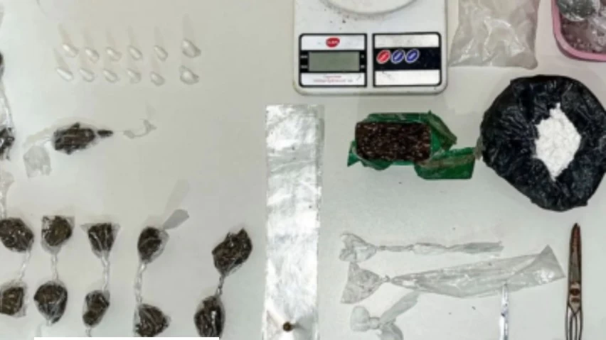 Suspeito tenta fugir, mas acaba preso com drogas em Irará