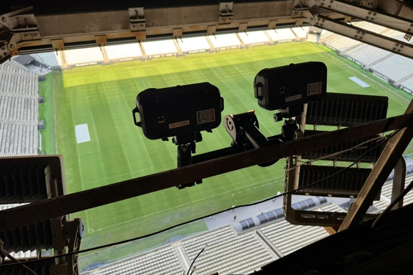 Brasileirão passa a contar com impedimento semiautomático
