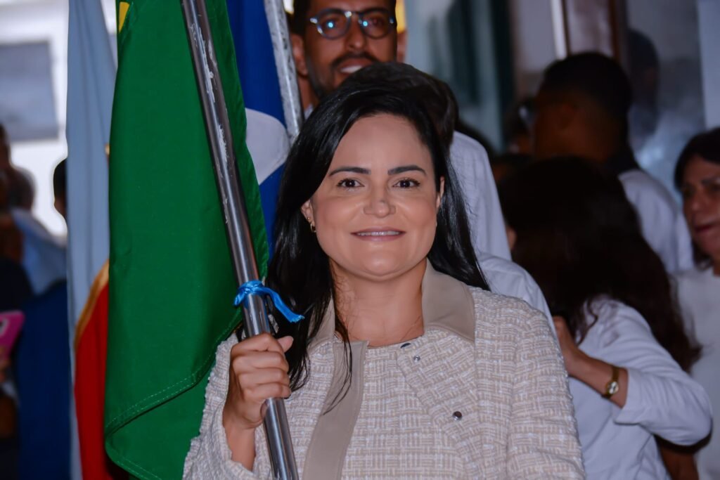 Fé e gratidão marcam oficialmente o aniversário de Lauro de Freitas -