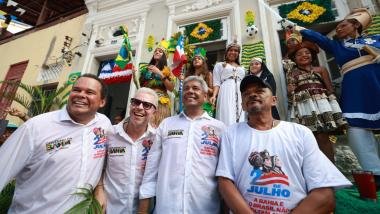Lapinha amanhece tomada por multidão e celebração marca festejos do Dois de Julho, no Centro Histórico de Salvador | SECOM