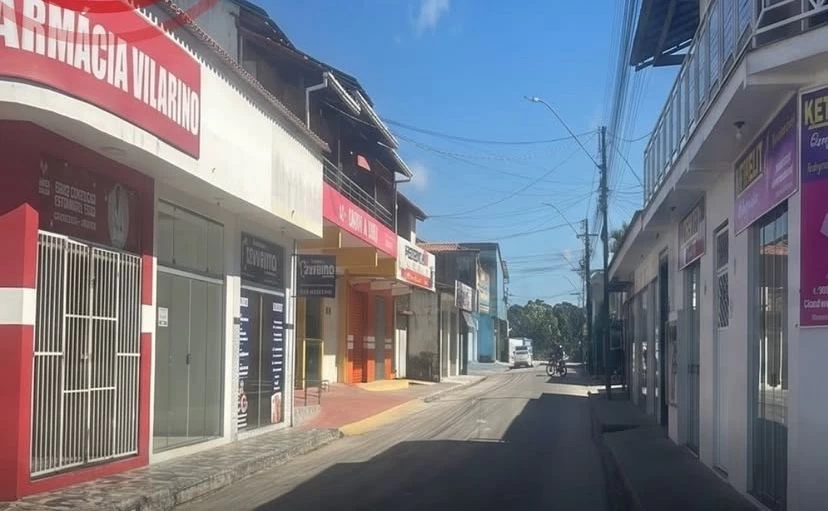 TOQUE DE RECOLHER! Traficantes fecham comércio e suspendem aulas após mortes