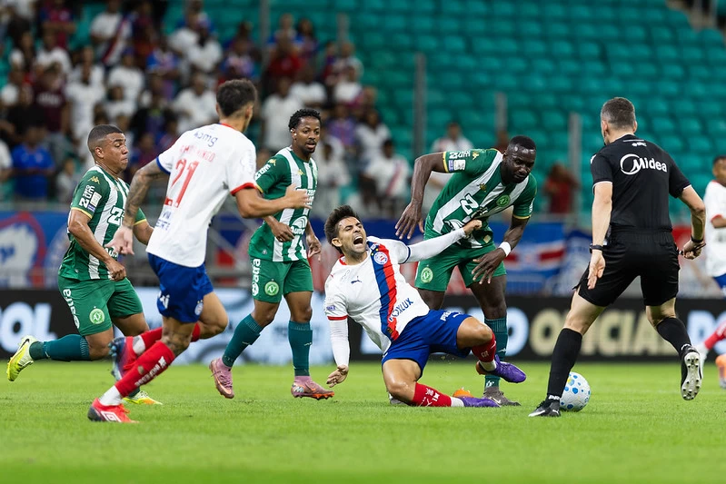 Bahia encara lanterna do campeonato com fama de “levanta-defunto”