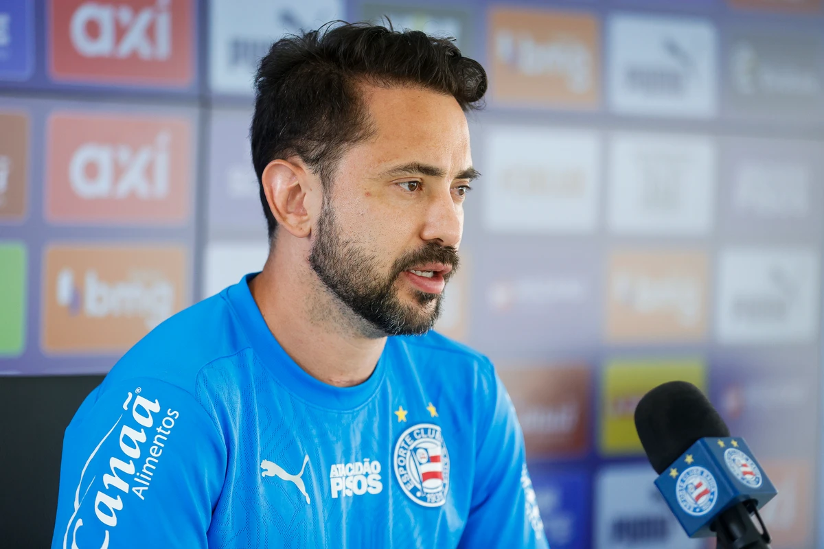Everton Ribeiro passa por procedimento na coluna e desfalca Bahia contra o Vasco