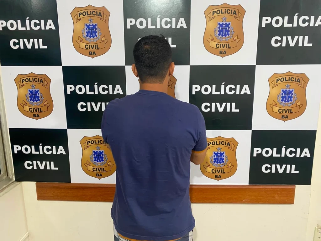 Homem acusado de matar ex-companheira há quase 18 anos é preso em ônibus na Bahia