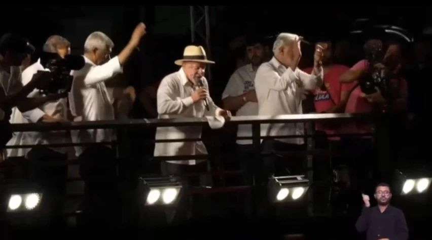Lula dá esporro após falha de microfone em evento com Jerônimo