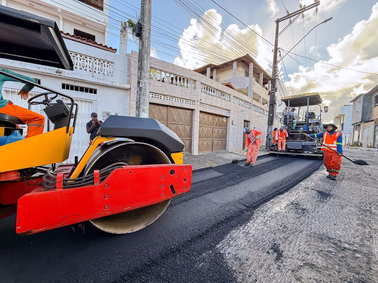 Programa Pavimenta Lauro realiza requalificação no Loteamento Santa Bárbara, em Itinga -