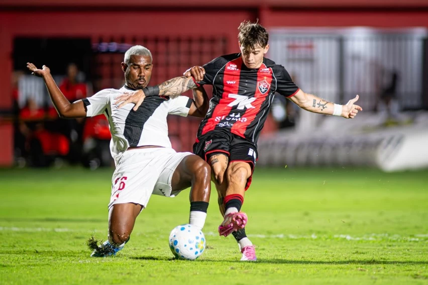 Vitória pega o Vasco e decide vaga no Barradão