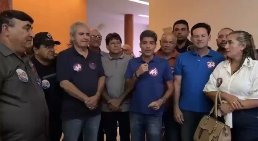 ACM Neto recebe apoio de ex-prefeito do PSD e promete ser “governador parceiro”